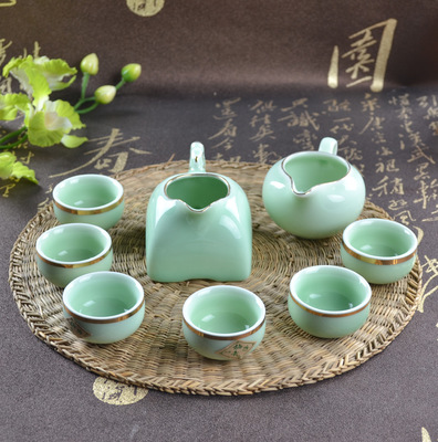 【尚品陶瓷廠專業(yè)生產(chǎn) 高檔商務(wù)饋贈(zèng)禮品茶具 龍泉青瓷仿古功夫茶具】價(jià)格,廠家,圖片,茶具套裝,福建省德化縣尚品陶瓷-